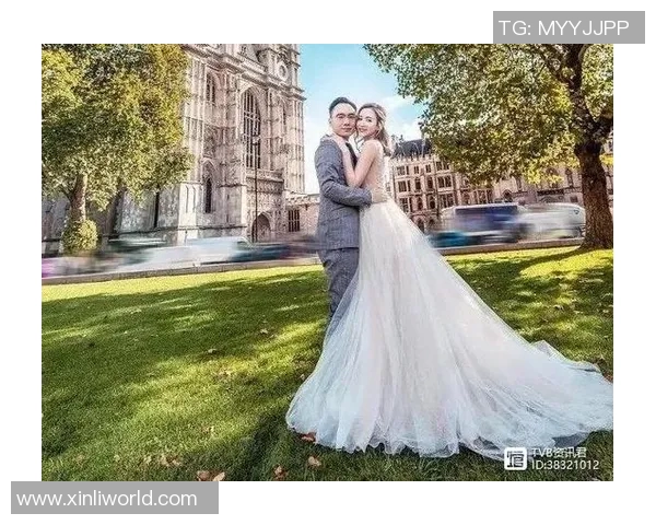 足球明星晒女友美照引热议网友纷纷点赞称羡慕不已 足球明星晒女友美照引热议网友纷纷点赞称羡慕不已