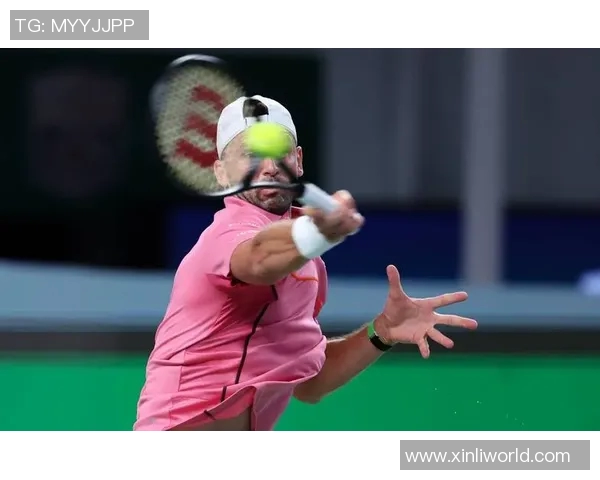 上海网球队状态引发热议球迷对表现和战术分歧明显 上海网球队状态引发热议球迷对表现和战术分歧明显