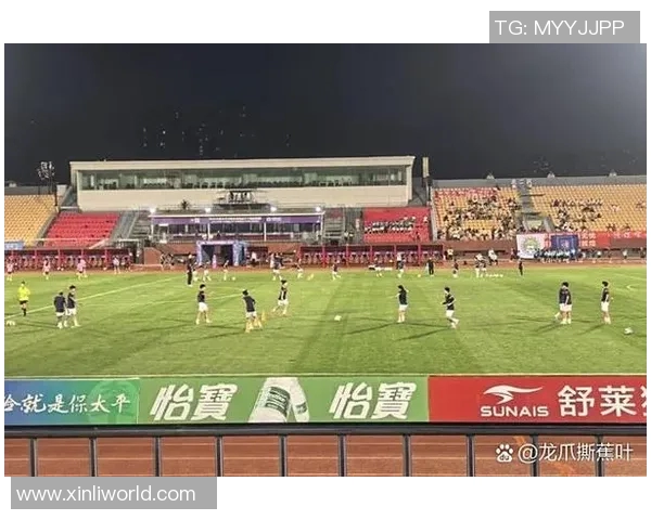 上海足球队在城市联赛中的灵活性表现及其战术分析